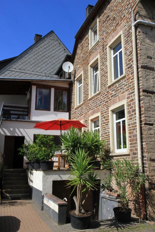 Ferienweingut Serwaziwein Mesenich Zewnętrze zdjęcie